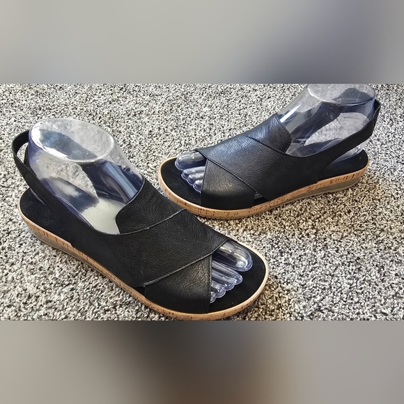 Sesto Meucci Black Leather Sylke Cross Strap Wedge Sandal 7.5 Italy Made - Picture 1 of 10